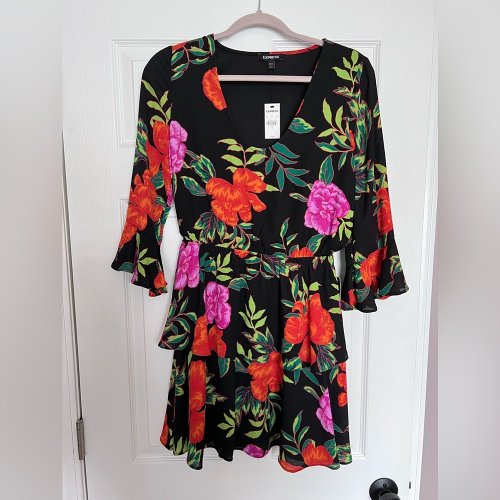 Express Women’s Floral Dress - Small